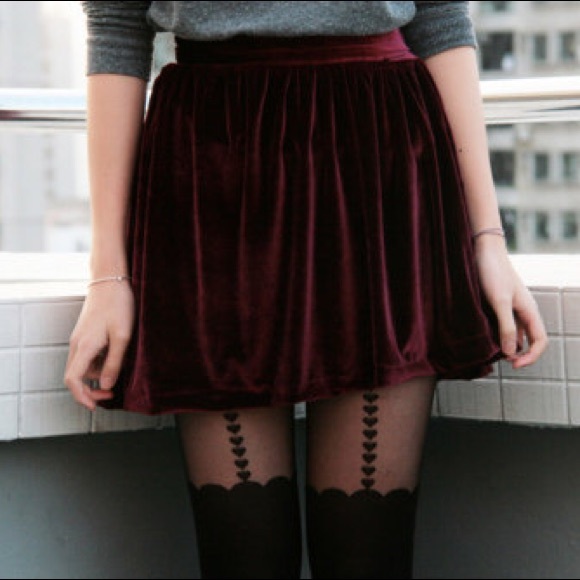 TOPSHOP Burgundy Velvet Skater Skirt US 4 - Picture 3 of 7